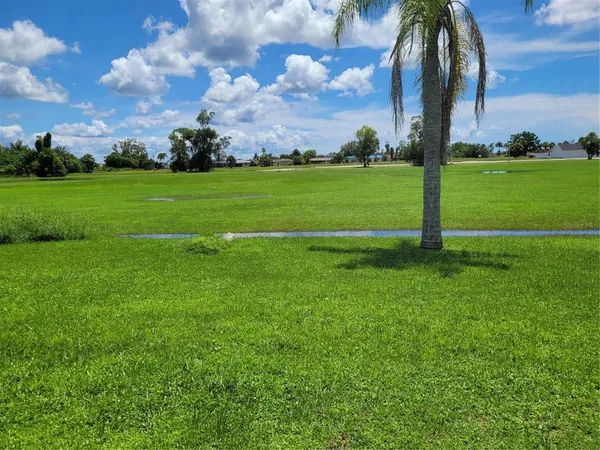 $3,000 | 18 Golfview Court, Rotonda West, FL 33947