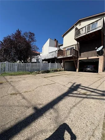 $1,700 | 1966 West Beckert Avenue, Pittsburgh, PA 15212