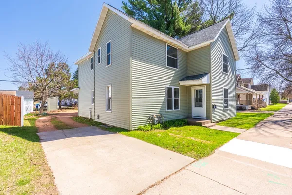 $249,900 | 225 North 4th Avenue, Wausau, WI 54401