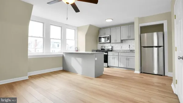 $1,650 | 413 Gay Street, Unit 4, Phoenixville, PA 19460