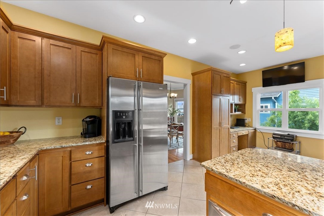 1602 Rockefeller Avenue Everett, WA 98201 - Photo 15 of 37
