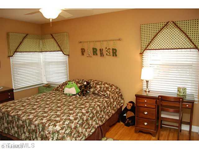 512 Ashe Street High Point, NC 27262 - Photo 14 of 16 3rd Bedroom.