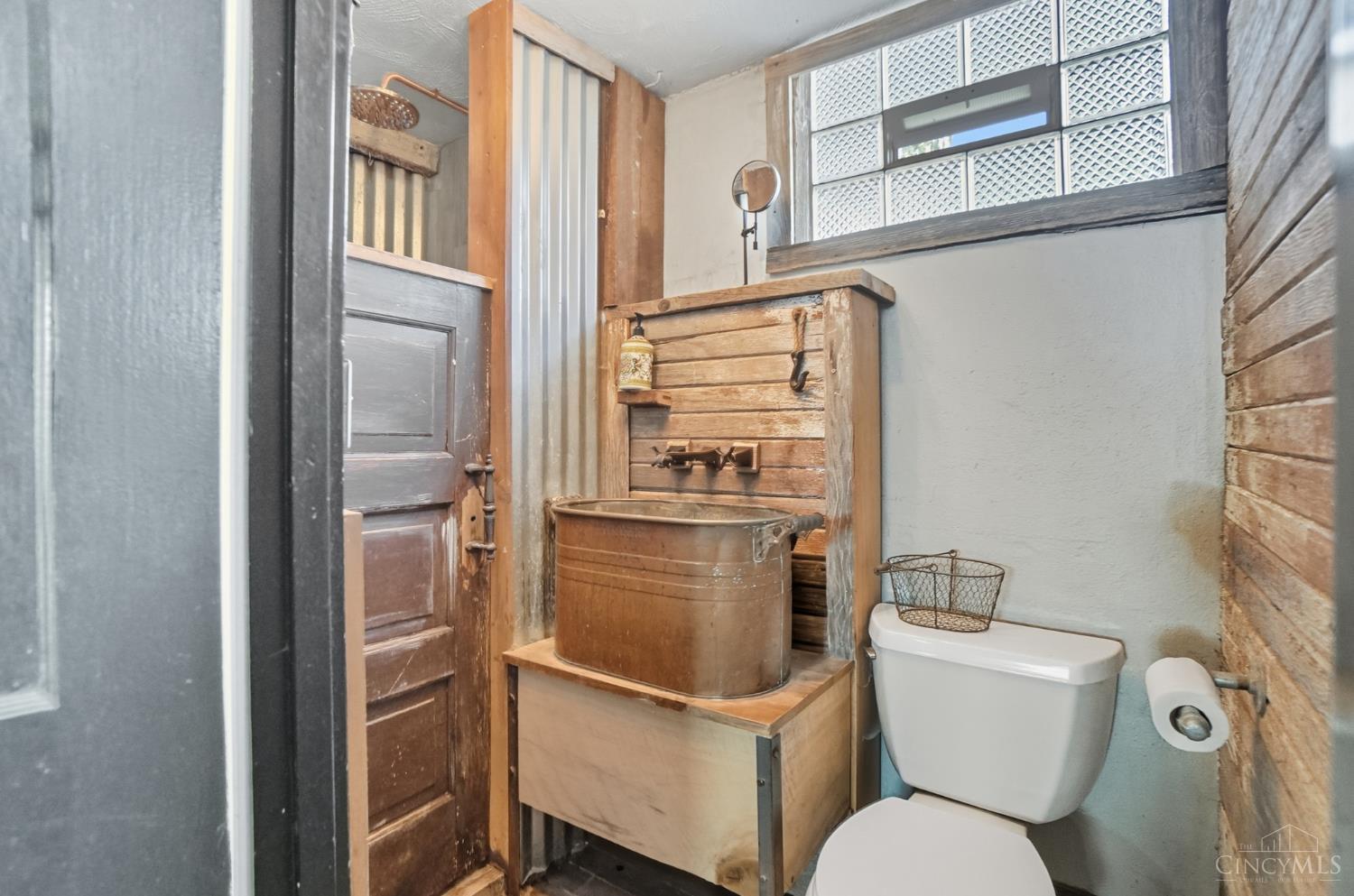 3262 Diehl Road Cincinnati, OH 45211 - Photo 24 of 30 Gallery Image 24