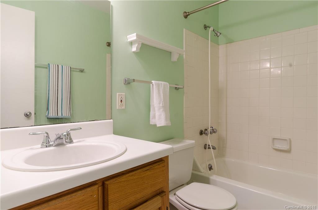 430 Queens Road, Unit 121 Charlotte, NC 28207 - Photo 23 of 27