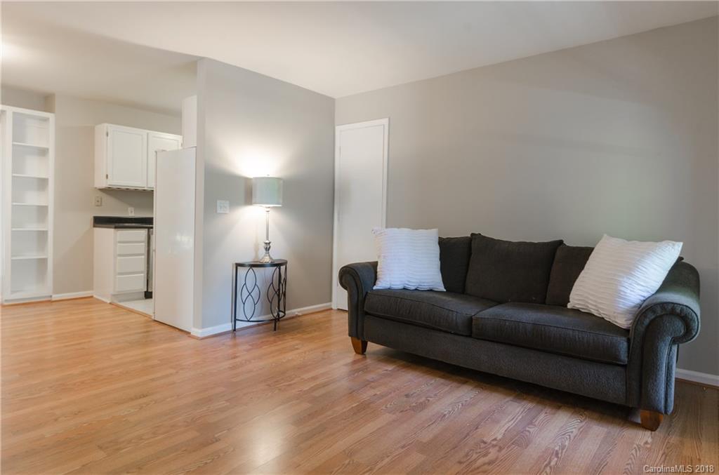 430 Queens Road, Unit 121 Charlotte, NC 28207 - Photo 5 of 27