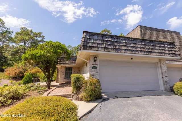 $225,000 | 109 Wimbledon Drive, Pinehurst, NC 28374
