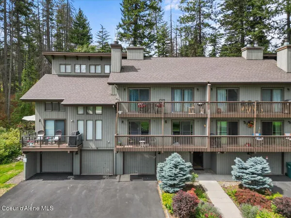 $339,000 | 5276 West Racquet Road, Unit 11, Rathdrum, ID 83858