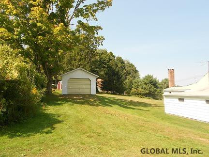 104 Heagle Road Johnstown, NY 12095 - Photo 3 of 9 Photo 4