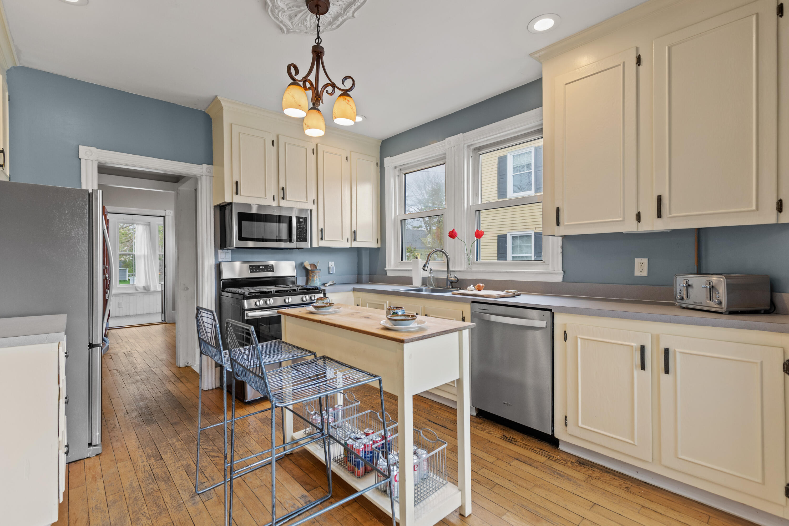 53 Gleckler Road Portland, ME 04103 - Photo 6 of 62 53 Gleckler Portland-031