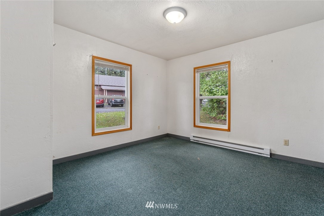 42 Southwest 13th Street Chehalis, WA 98532 - Photo 11 of 22 Gallery Image 11