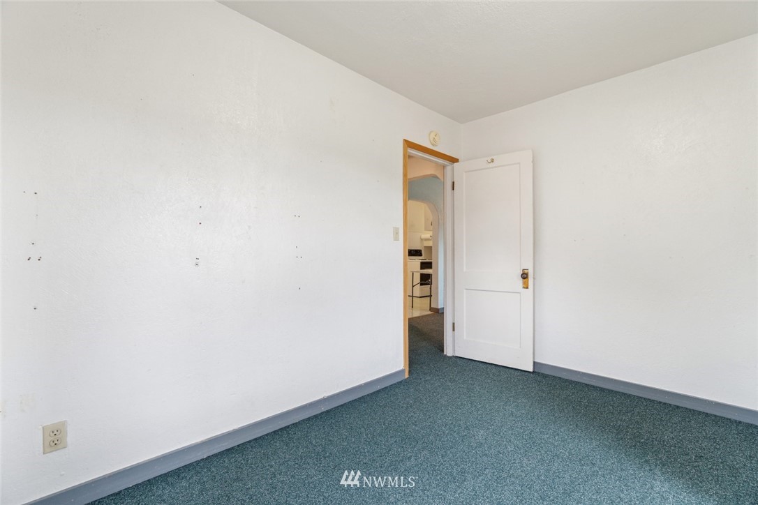 42 Southwest 13th Street Chehalis, WA 98532 - Photo 12 of 22 Gallery Image 12