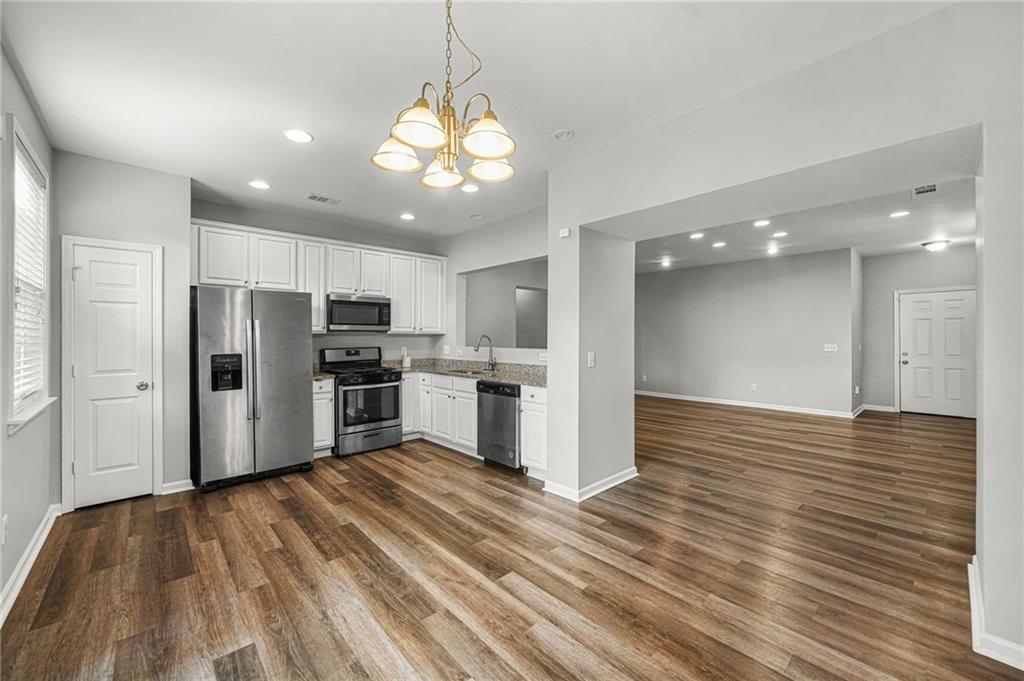 5430 Sable Bay Point Atlanta, GA 30349 - Photo 8 of 25 Gallery Image 8