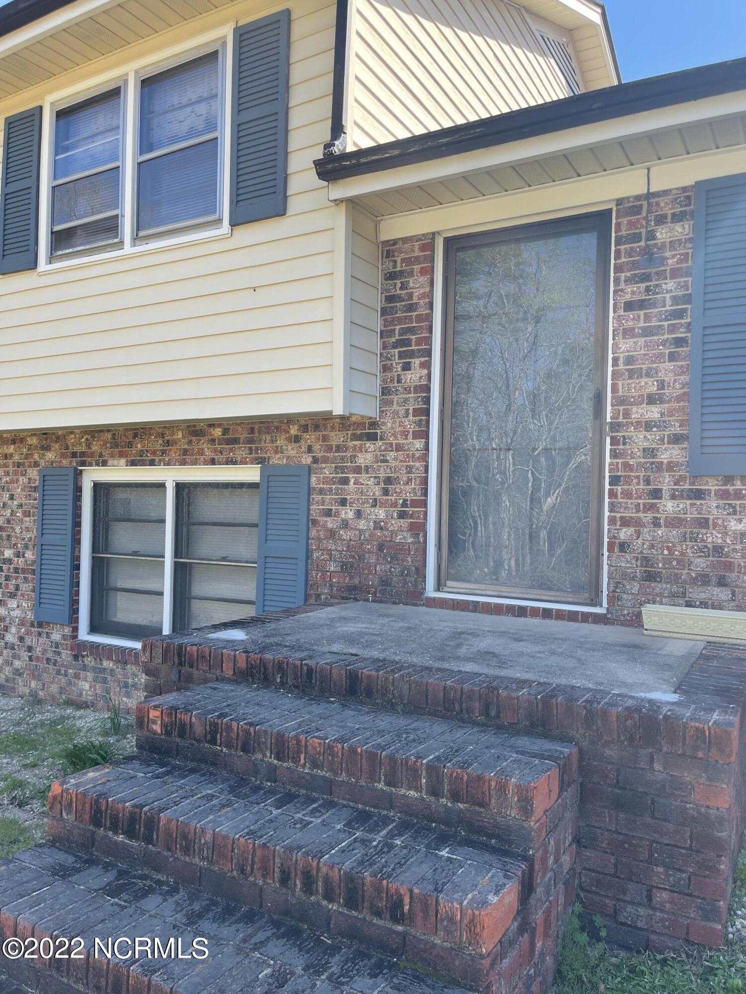 100 Ivy Trail Rockingham, NC 28379 - Photo 8 of 45 Photo Mar 21, 11 23 41 AM
