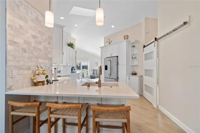 $965,000 | 109 Peterson Lane, Palm Harbor, FL 34683