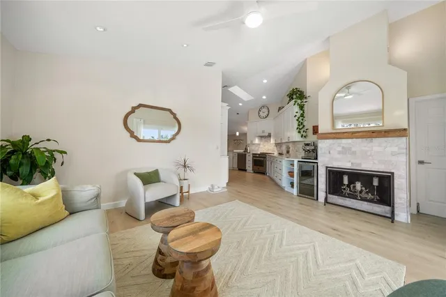 $965,000 | 109 Peterson Lane, Palm Harbor, FL 34683