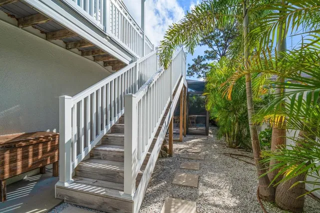 $965,000 | 109 Peterson Lane, Palm Harbor, FL 34683