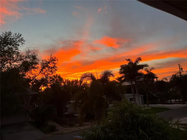 $965,000 | 109 Peterson Lane, Palm Harbor, FL 34683