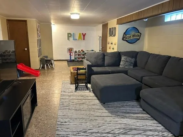 $199,900 | 842 Fir Avenue, Bird Island, MN 55310