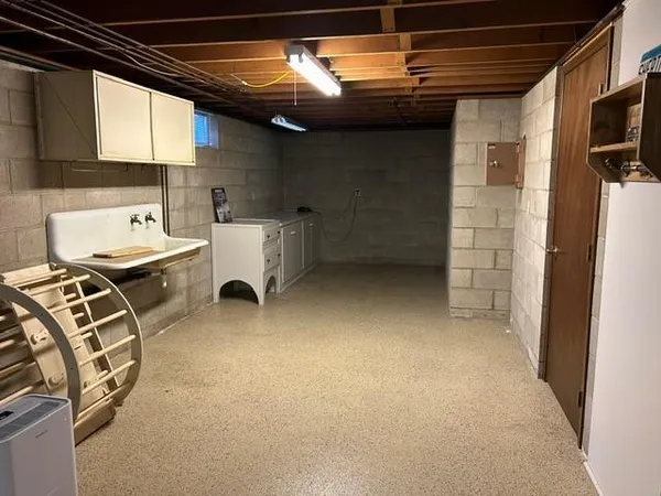 $199,900 | 842 Fir Avenue, Bird Island, MN 55310