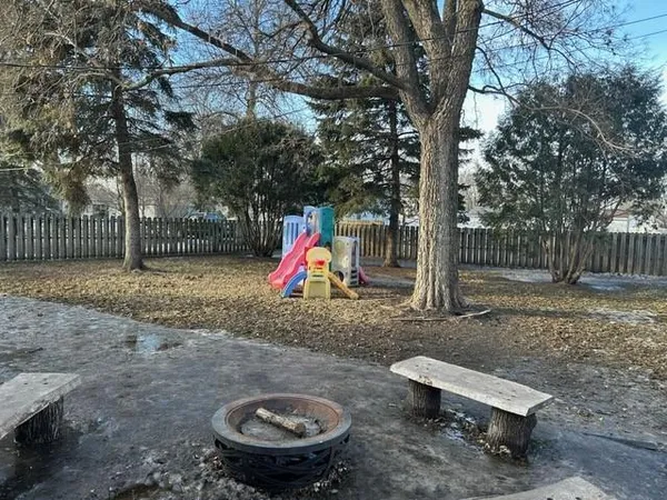 $199,900 | 842 Fir Avenue, Bird Island, MN 55310