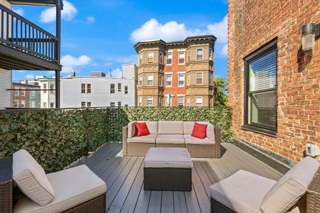 $675,000 | 115 Cottage Street, Unit 3, Boston, MA 02128
