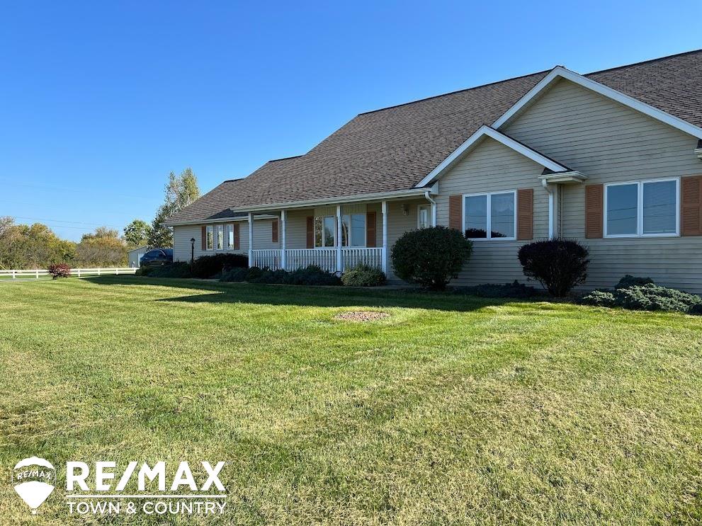7974 East Burt Road Birch Run, MI 48415 - Photo 4 of 47