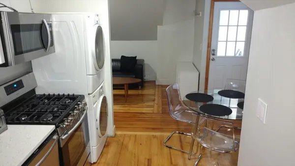 $3,100 | 12 Bennett Street, Unit 3, Boston, MA 02135