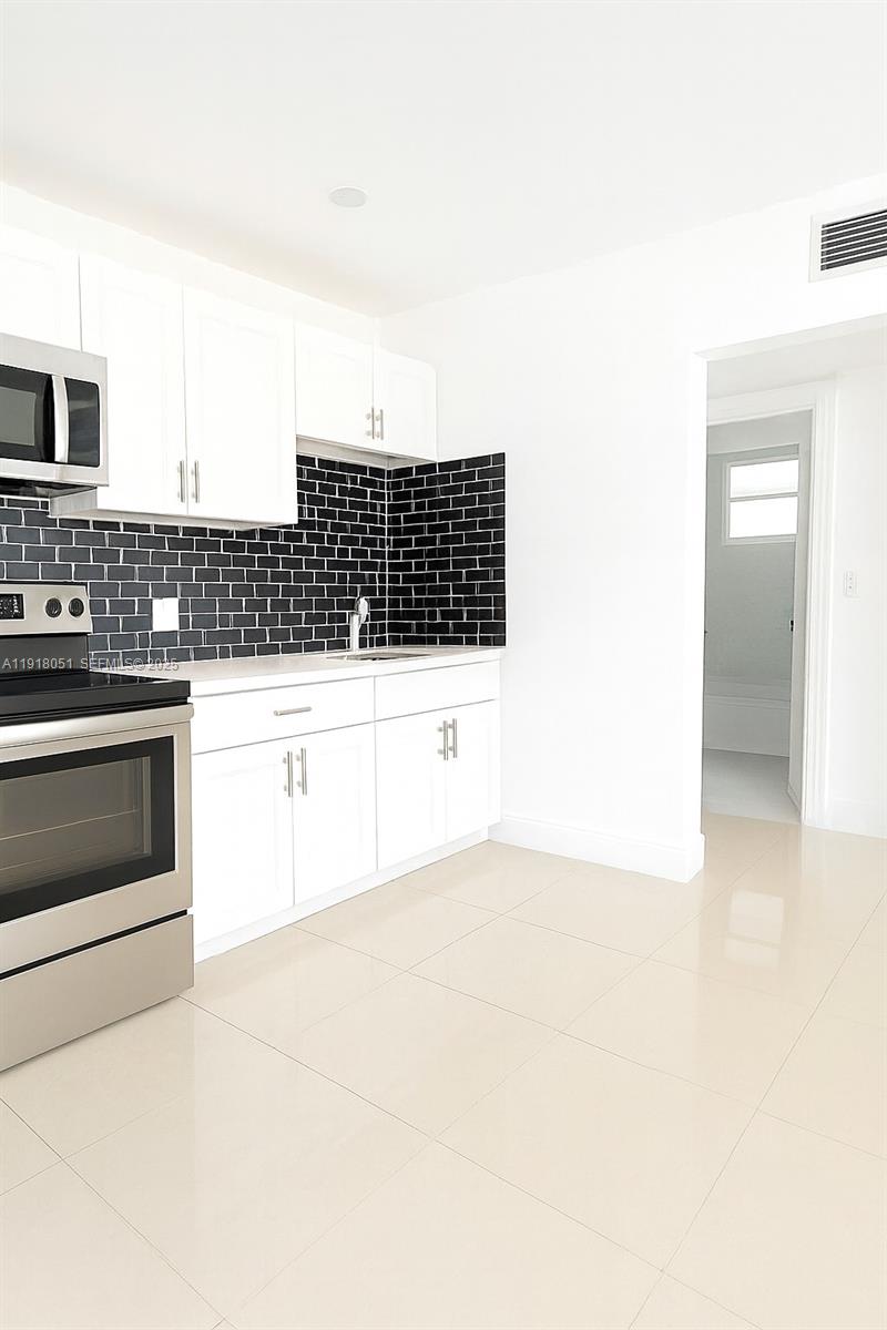 724 Northwest 3rd Court, Unit 2 Hallandale Beach, FL 33009 - Photo 1 of 6