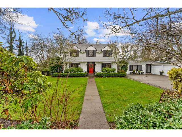$3,245,000 | 1250 Southwest Englewood Drive, Lake Oswego, OR 97034