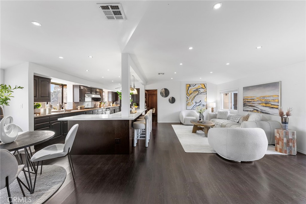 3675 Locksley Drive Pasadena, CA 91107 - Photo 21 of 68