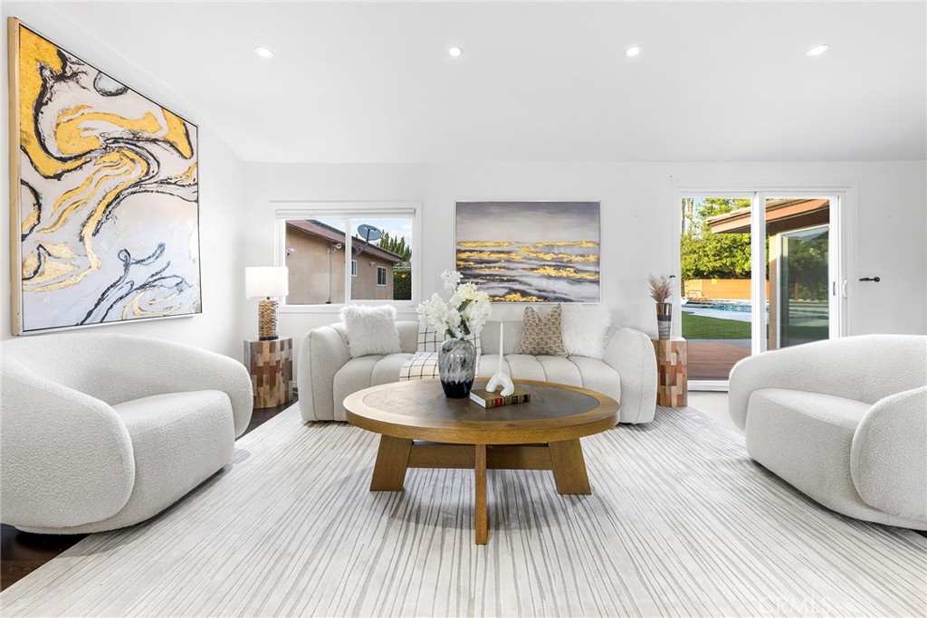 3675 Locksley Drive Pasadena, CA 91107 - Photo 24 of 68