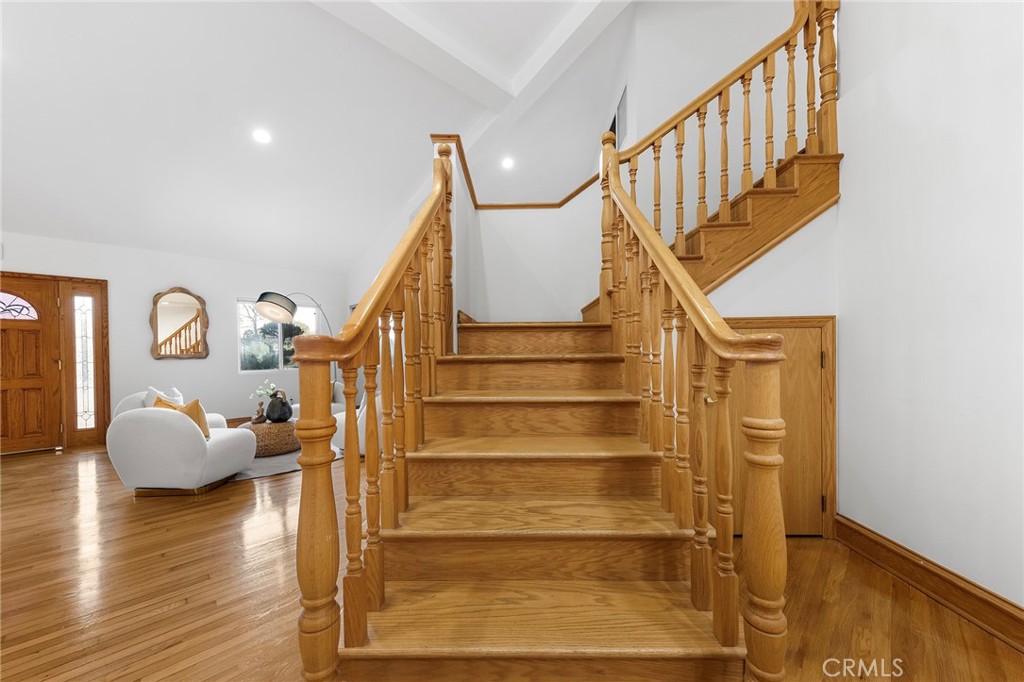 3675 Locksley Drive Pasadena, CA 91107 - Photo 40 of 68