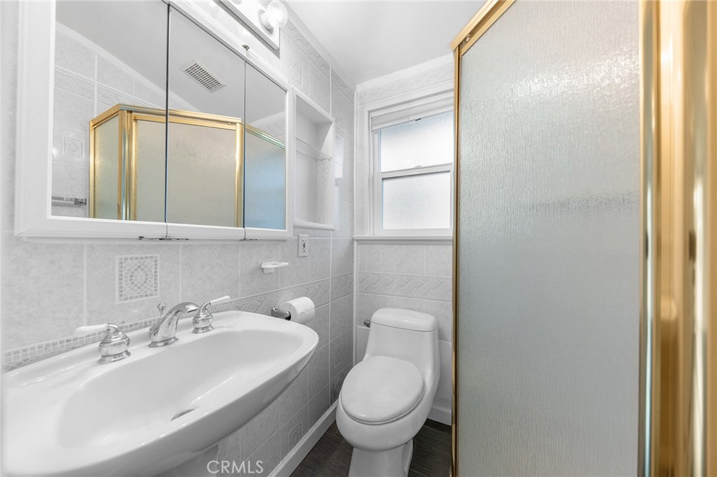 3675 Locksley Drive Pasadena, CA 91107 - Photo 46 of 68