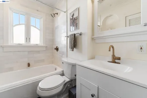 $849,000 | 5146 Camden Street, Oakland, CA 94619