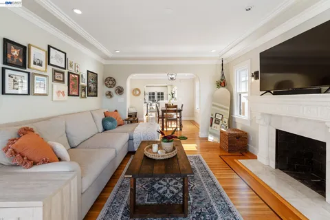 $849,000 | 5146 Camden Street, Oakland, CA 94619