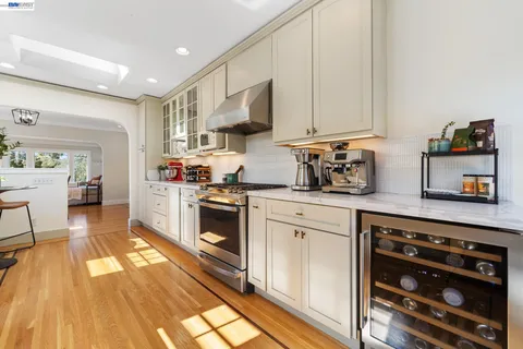 $849,000 | 5146 Camden Street, Oakland, CA 94619