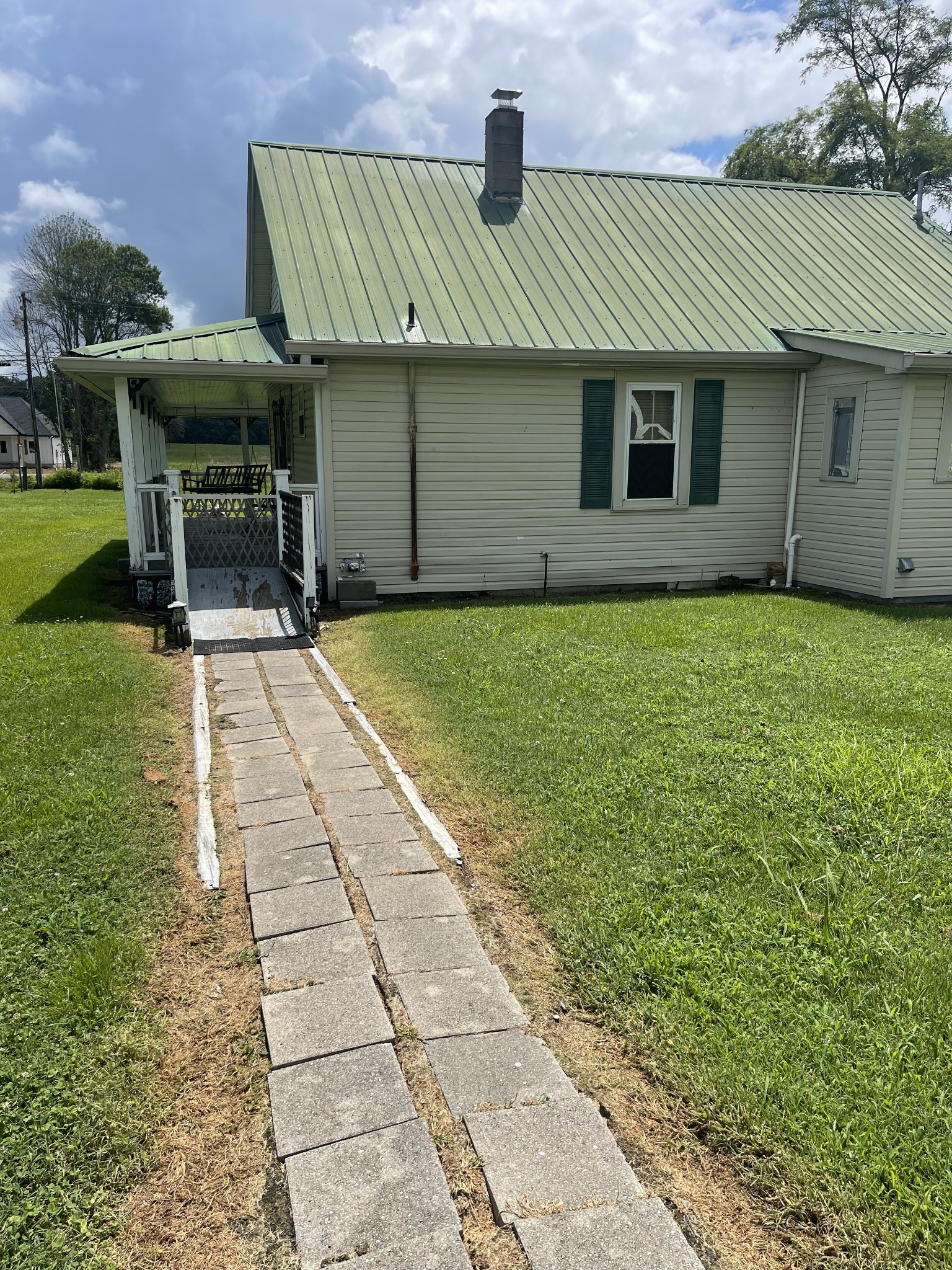 39 Goose Pond Road Manchester, TN 37355 - Photo 4 of 18