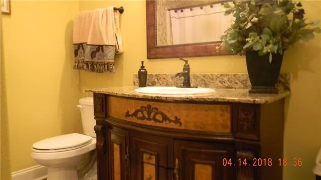 $299,000 | 7001 East Tamaron Boulevard, New Orleans, LA 70128