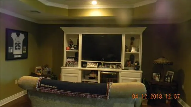 $299,000 | 7001 East Tamaron Boulevard, New Orleans, LA 70128