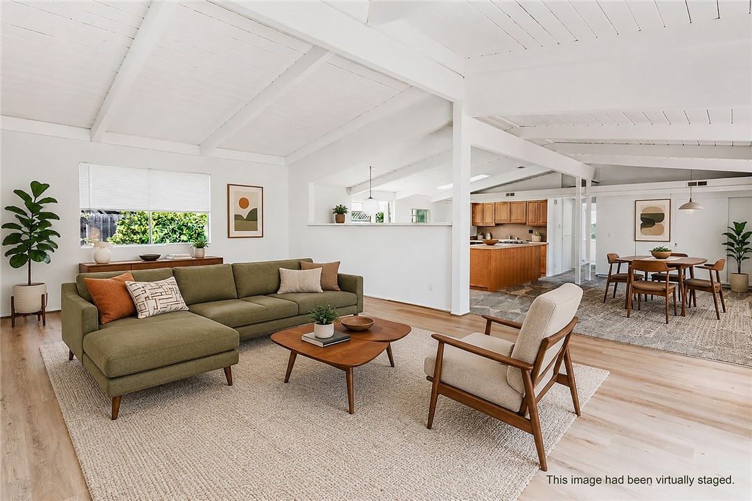 3357 Roxanne Avenue Long Beach, CA 90808 - Photo 4 of 52