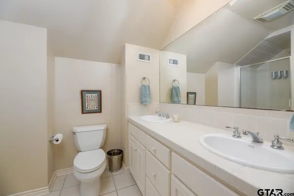 $1,300,000 | 17731 Highway 110, Lindale, TX 75771