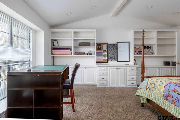 $1,300,000 | 17731 Highway 110, Lindale, TX 75771