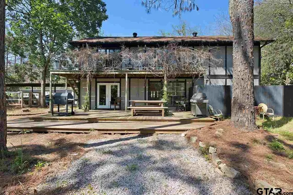 $1,300,000 | 17731 Highway 110, Lindale, TX 75771