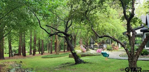 $1,300,000 | 17731 Highway 110, Lindale, TX 75771