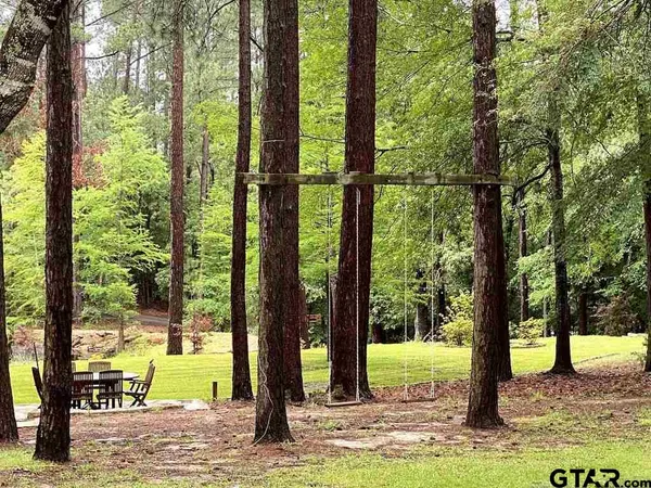 $1,300,000 | 17731 Highway 110, Lindale, TX 75771