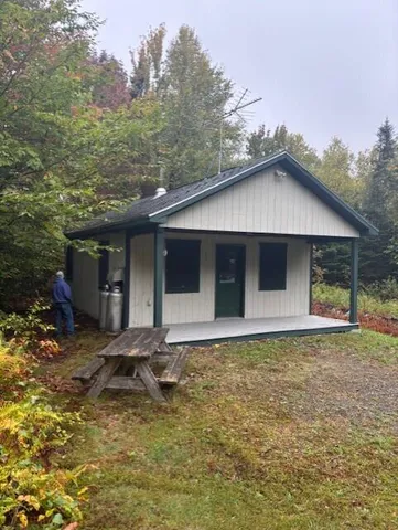 $92,000 | 125 Campbell Road, Harmony, ME 04942