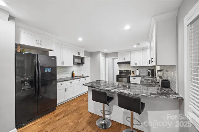 $375,000 | 2006 Killarney Place, Charlotte, NC 28262