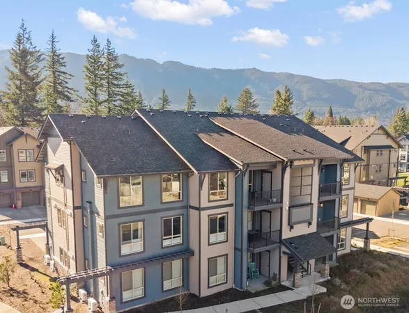 $409,900 | 1970 Southeast 12th Court, Unit D201, North Bend, WA 98045