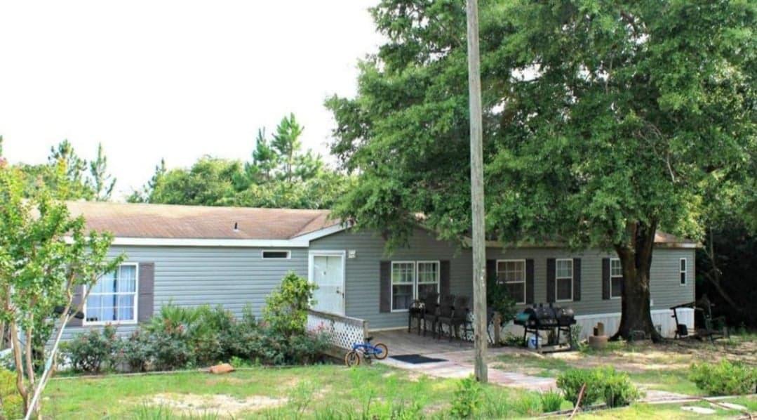 180 Huckaba Road DeFuniak Springs, FL 32435 - Photo 1 of 8 Gallery Image 1