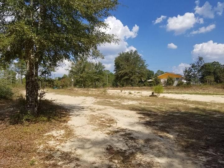 180 Huckaba Road DeFuniak Springs, FL 32435 - Photo 4 of 8 Gallery Image 4